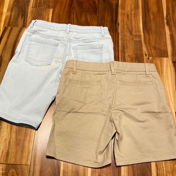 Girl’s Size 8 Shorts Bundle of 2: 1 Denim Children’s Place & 1 GAP Khakis - Picture 2 of 10